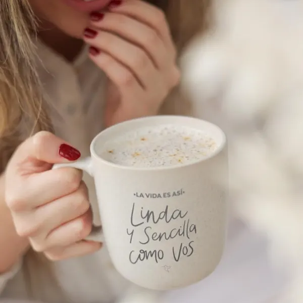 Taza Linda y Sencilla