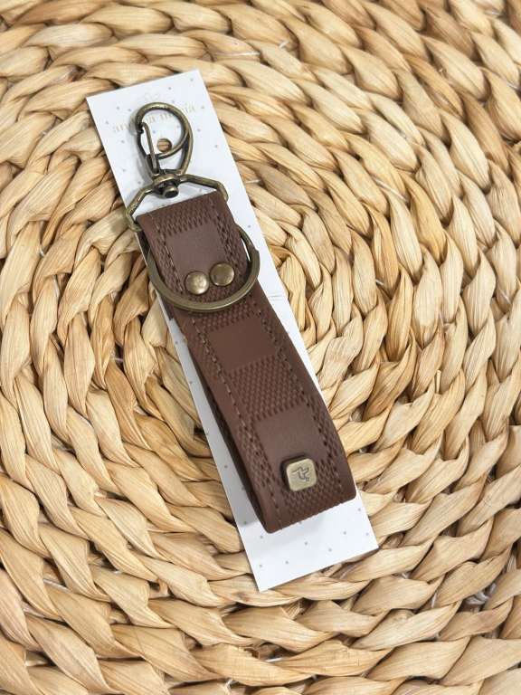 Llavero Brown