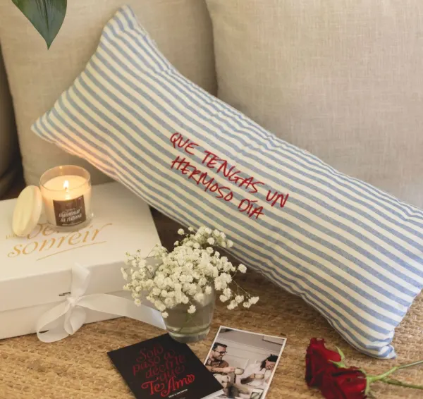 Almohada Amor Raya  2