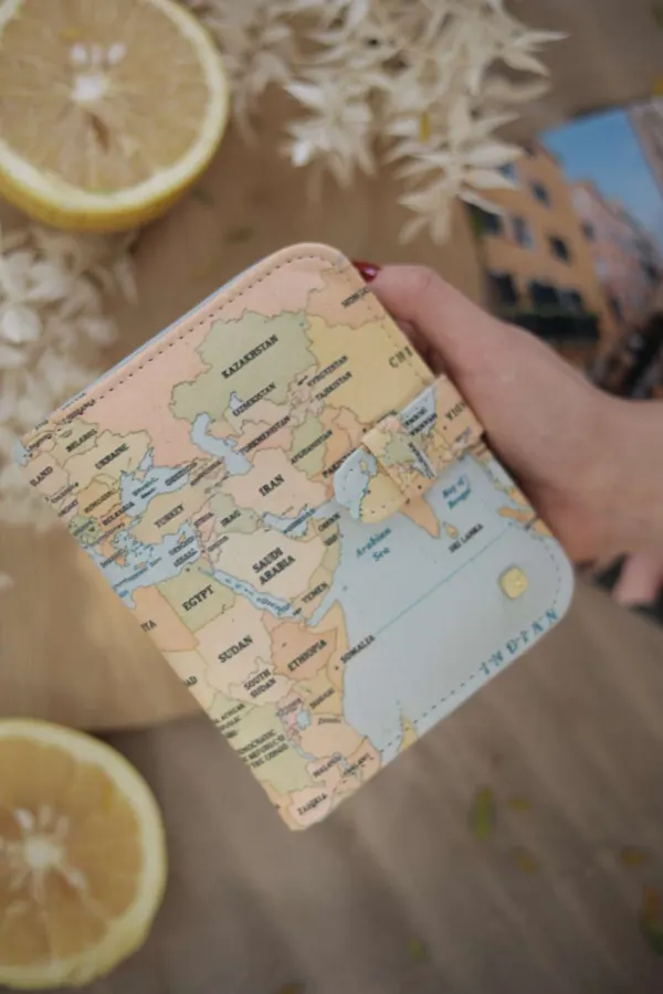 Porta pasaporte tu Mundo